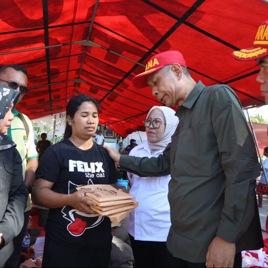 Wakil Menteri Sosial Salurkan Santunan untuk Ahli Waris Korban Erupsi Gunung Lewotobi