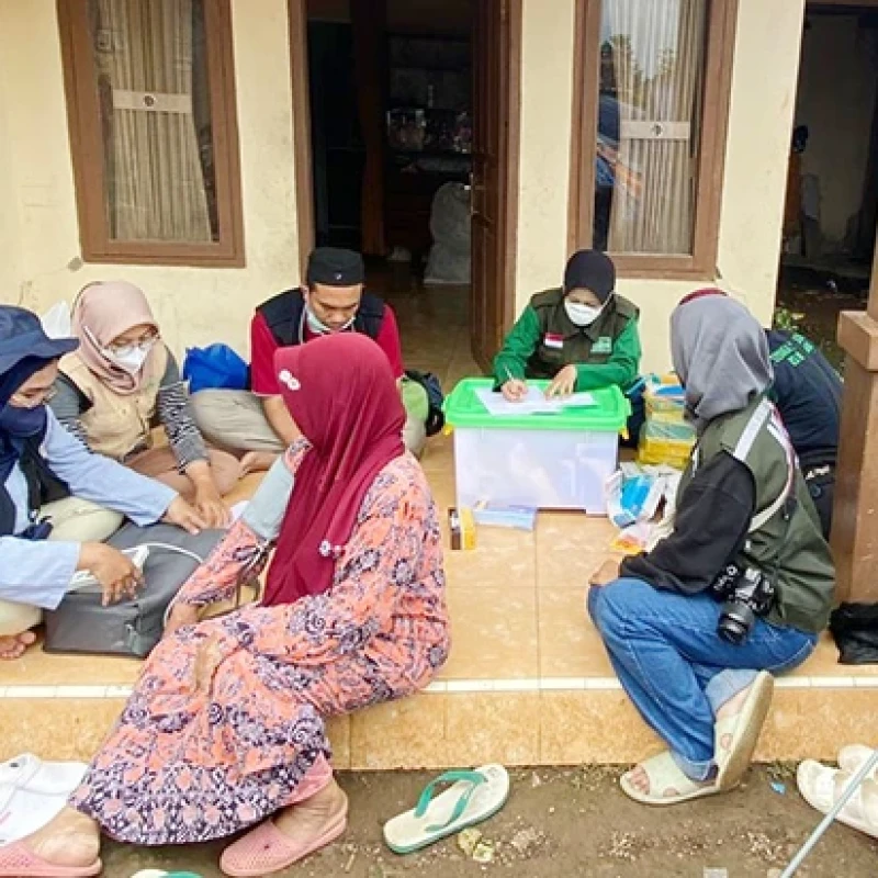 Posko Kesehatan NU Jateng di Cianjur Layani Ratusan Pasien Terdampak Gempa Bumi