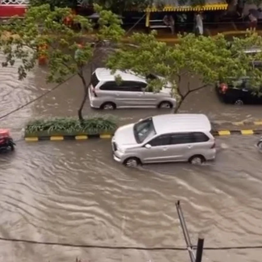 Waspada Hujan Lebat Disertai Petir, BMKG Imbau Warga Jakarta Bersiaga