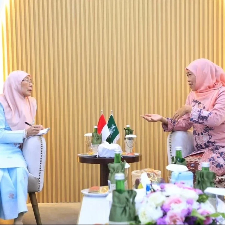 Muslimat NU dan Istri PM Malaysia Bahas Penguatan Pendidikan Anak PMI di Negeri Jiran