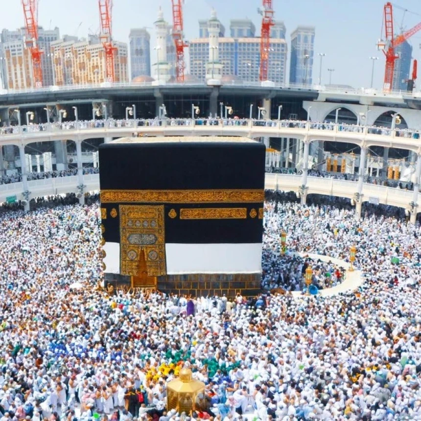 Hukum Memakai Jam Tangan Saat Ihram: Boleh atau Tidak?