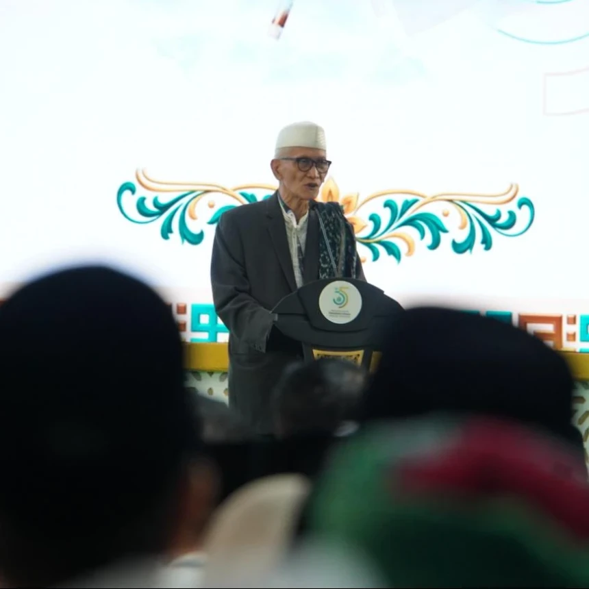 Kajian Hadits: Makna Berpegang Teguh pada Jamaah yang Disampaikan KH Miftahul Akhyar