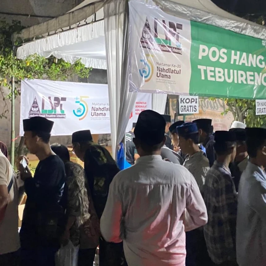 10 Ribu Buku tentang Qanun Asasi Dibagikan Gratis di Muktamar ke-35 NU