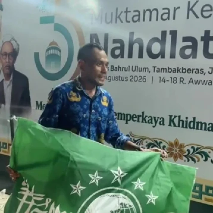 Guru Asal Bojonegoro Datang ke Muktamar Ke-35 NU dengan Berlari Selama 5 Jam