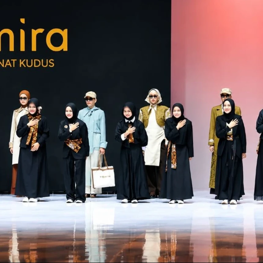 Siswa SMK NU Banat Kudus Toreh Prestasi di Ajang Indonesia Fashion Week 2026
