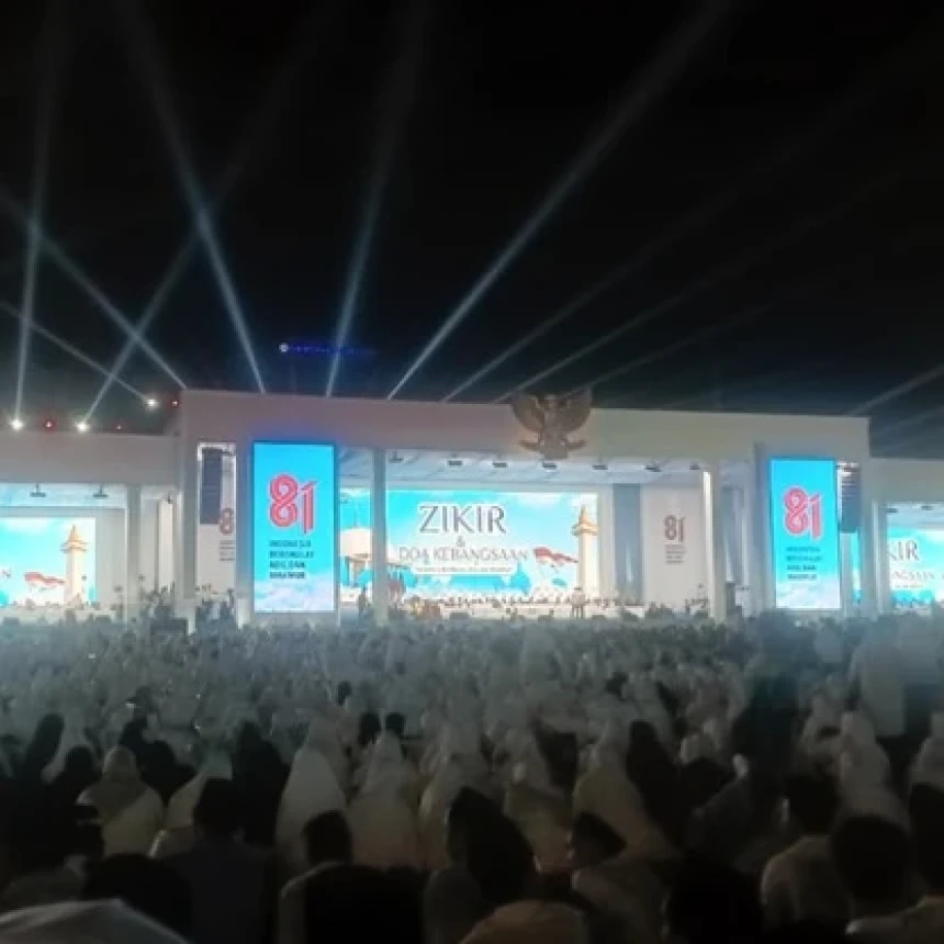 Ratusan Ribu Warga Padati Monas dalam Zikir dan Doa Kebangsaan, Mayoritas Datang dari Luar Jakarta