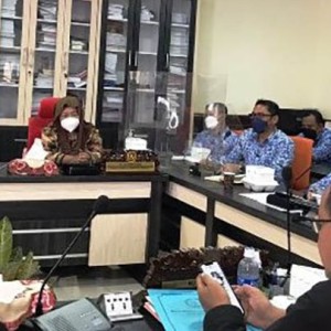 DPRD Surabaya Beri Catatan Pelaksanaan PTM Seratus Persen