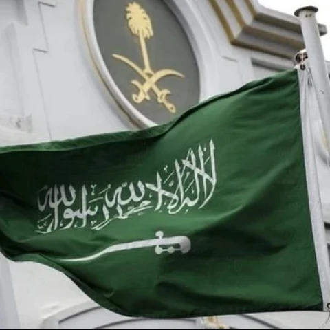 Arab Saudi Larang Warganya ke 16 Negara termasuk Indonesia, Ada Apa?