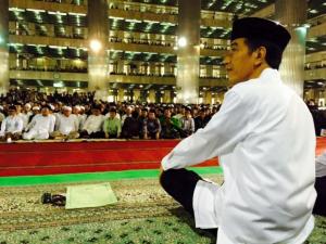 Jokowi Merasa “Nyess” Berada di Tengah-tengah Ulama NU