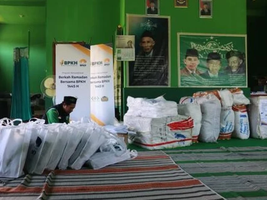 NU Care-LAZISNU dan BPKH Distribusikan Al-Quran dan Alat Shalat ke Pelosok Indonesia
