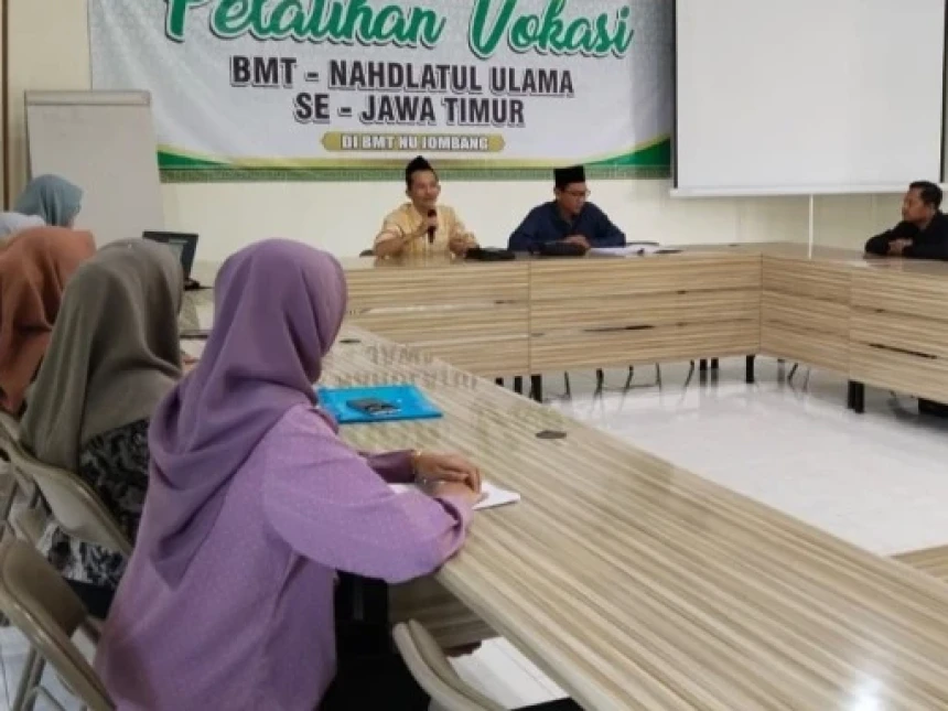 BMT NU Jombang Beri Karyawan Beasiswa Pendidikan, Bersiap Terapkan Standarisasi Kompetensi