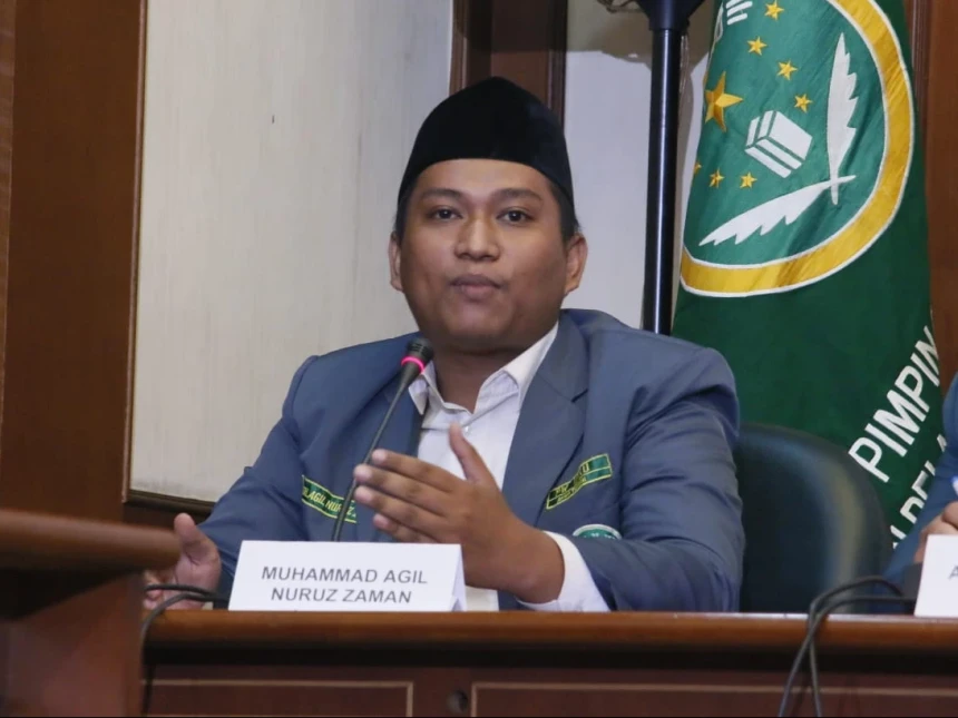 Kongres Berakhir, Ketua Umum IPNU Agil Gandeng Tangan Kader Se-Indonesia