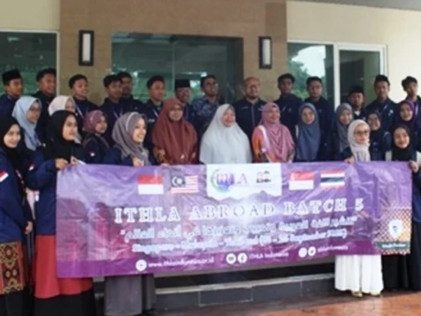 2 Mahasiswi UIN Saizu Purwokerto Wakili Jateng-DIY pada Ithla Abroad 5, Kunjungi 3 Negara