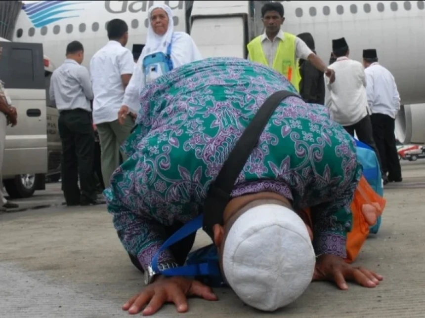 Tiba di Tanah Air, Kesehatan Jamaah Haji Dipantau Selama 21 Hari