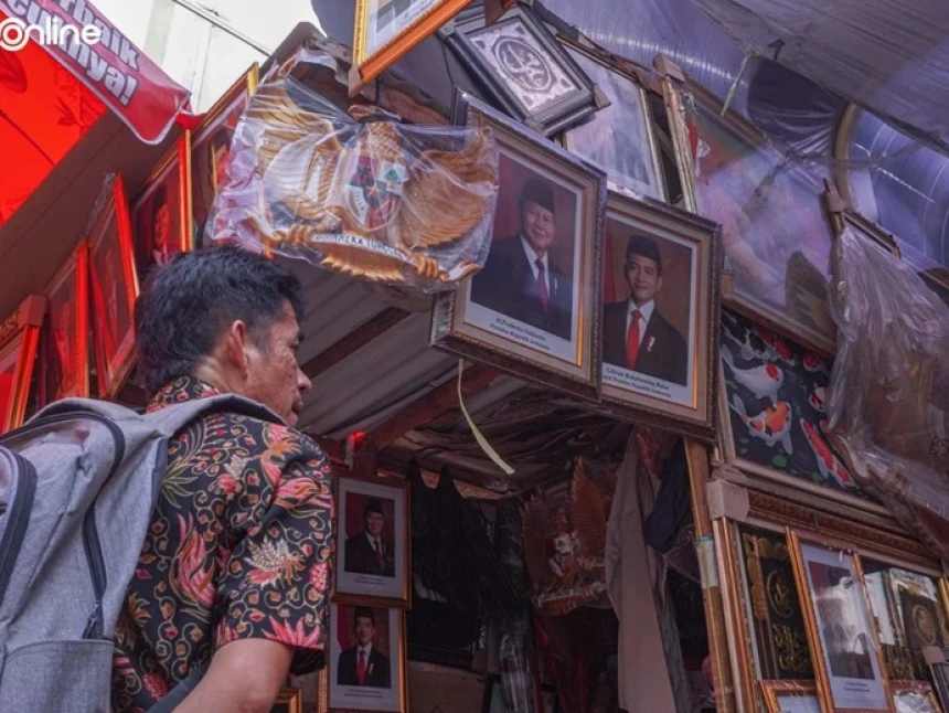 Foto Prabowo-Gibran Mulai Ramai Dijual, Ini Aturan Pasang Foto Presiden dan Wakil Presiden