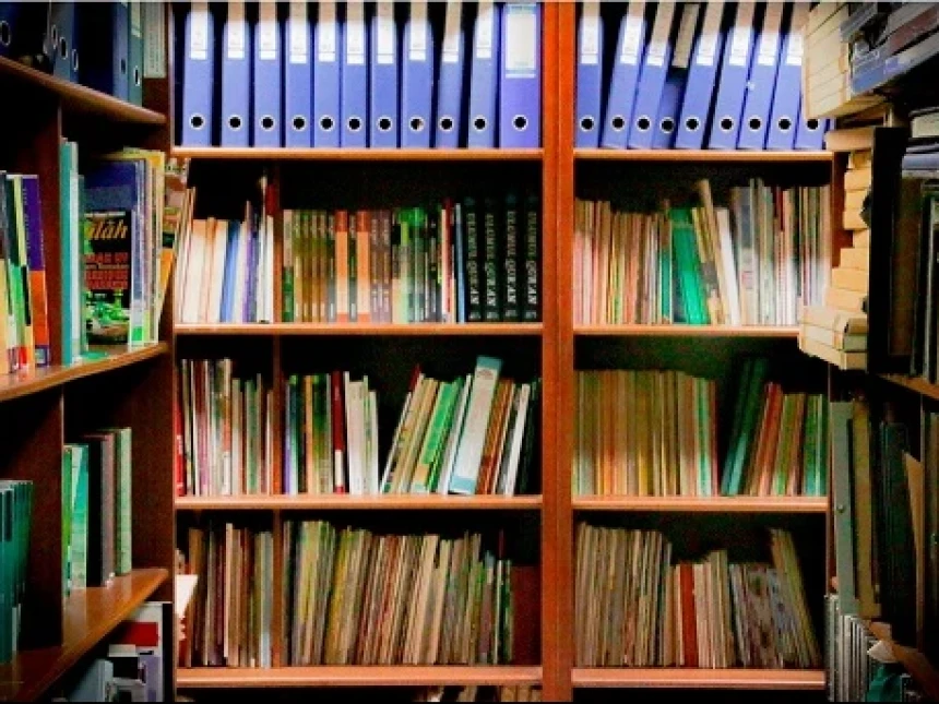 Keutamaan Merawat Perpustakaan dalam Islam