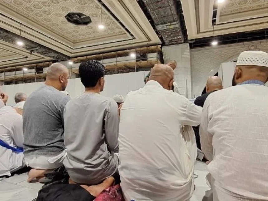 Urutan Shalat Jumat di Masjidil Haram: Dari Adzan 2 Kali sampai Ada 'Asisiten' Imam
