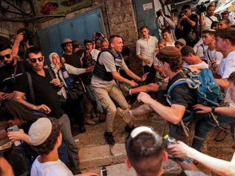 Israel Serbu Masjid Al-Aqsa saat Parade Bendera, Kemlu RI: Provokatif dan Menyakiti Hati Muslim Sedunia