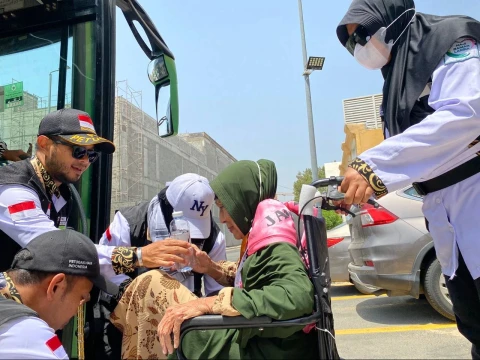 Jelang Puncak Haji, 300 Jamaah Lansia dan Disabilitas Non-Mandiri Tempati Hotel Transit untuk Ikuti Safari Wukuf