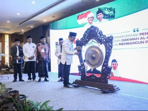 Buka Rakernas JQHNU, Gus Yahya Ungkap Tradisi Tabaruk Al-Qur'an Hanya Ada di Indonesia