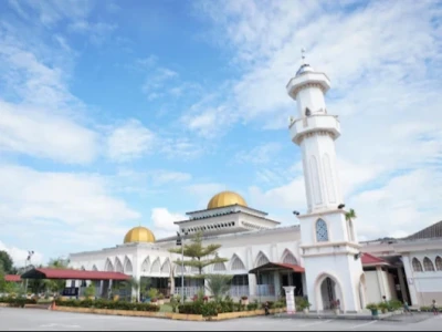 Khutbah Jumat Bahasa Jawa Nggayuh Berkah Kanti Lantaran Tawasul