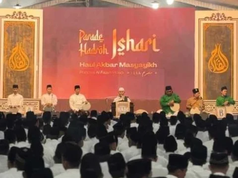 Festival Hadrah Ishari Meriahkan Munas dan Konbes NU 2026 di Pesantren Al-Falah Ploso