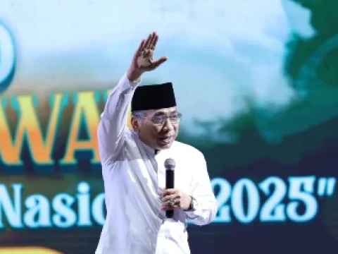 Ketum PBNU Ajak Santri Bela Pesantren, NU, dan Indonesia