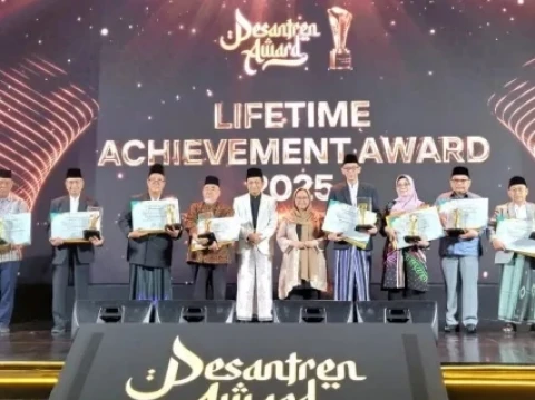 Sejumlah Tokoh NU Raih Lifetime Achievement Award 2025 dari Kemenag
