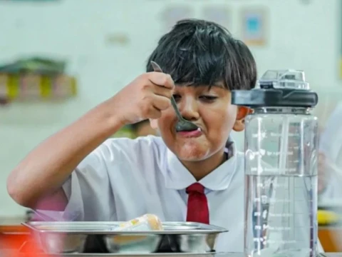 Pemerintah Akui Program MBG Sebabkan 5.000 Lebih Siswa Keracunan