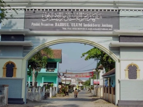 Hari Santri 2025 Digelar Serentak Besok, Pesantren Tambakberas Jadi Tempat Apel Akbar