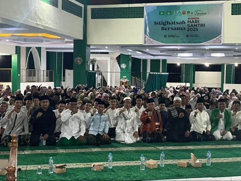 PWNU Kalbar Peringati Hari Santri 2025 dengan Ragam Kegiatan Sosial dan Lingkungan