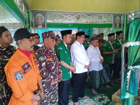 Harlah Ke-92, GP Ansor Banjar Kalsel Gelar Ziarah Ulama, Basalamatan, dan Aksi Bersih Lingkungan