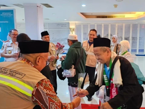 Menhaj Apresiasi Kedisiplinan Jamaah Sulawesi Selatan