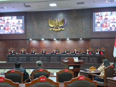 MK Putuskan Pendanaan MBG Tak Boleh Pakai Anggaran Pendidikan