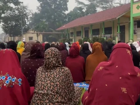 Santri Abdussalam di Tengah Kepungan Karhutla Kalimantan Barat
