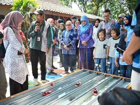 Cegah Gawai pada Anak, Kemen PPPA Resmikan Kampung Dolanan, hingga Ruang Bersama Indonesia