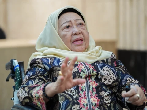 Innalillahi, Mustasyar PBNU Nyai Machfudhoh Aly Ubaid Wafat