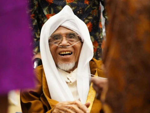 Innalillahi, Mustasyar PBNU TGH Lalu Muhammad Turmudzi Badaruddin Wafat