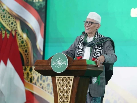 Pelantikan PBNU, Rais Aam: Singkirkan Kepentingan Pribadi dan Rangkul Masyarakat