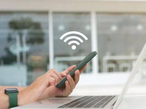 Hukum Memasang Kabel WiFi di Atap Rumah Orang Lain tanpa Izin