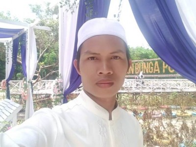 Ahmad Mubarok, Ustadz yang Jatuh Cinta pada Lingkungan