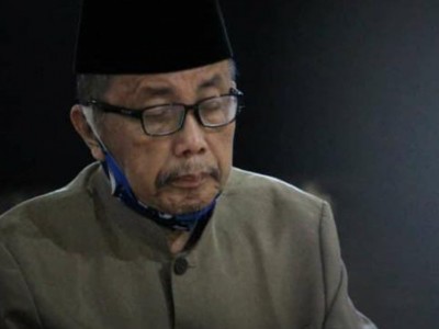 Innalillahi, Masyayikh Madrasah TBS Kudus KH Musthafa Imron Wafat