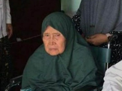 Innalillahi Nyai Afifah Sya’roni Ahmadi Wafat