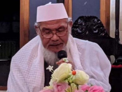 KH Mahmud Mudrikah Hanafi,  Ahli Jam’ul Jawami’ dari Sukabumi