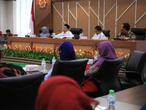 Kunjungi UIN Sunan Ampel, Irjen Kemenag Dorong Penguatan Transformasi Digital