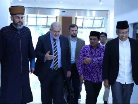 Terima Kunjungan Ulama Krimea, Wasekjen PBNU Jelaskan Hubungan Sanad dengan Nusantara