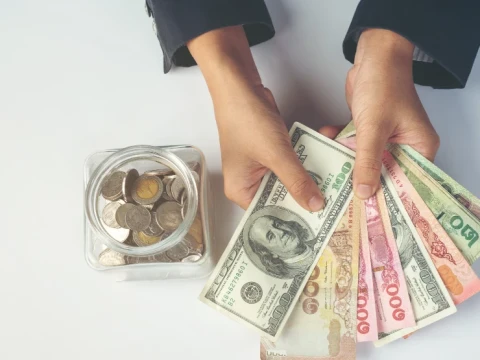 Apakah Usaha Non-Halal Tetap Wajib Membayar Zakat?