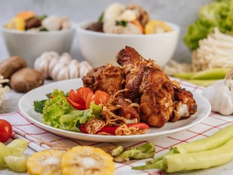 Apakah Pemilihan Nama Makanan Dapat Mempengaruhi Kehalalan Makanan?