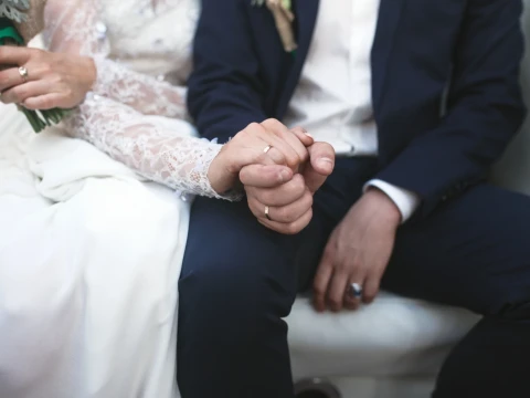 Apakah Laki-laki yang Pernah Berzina Perlu Jujur kepada Calon Istri?