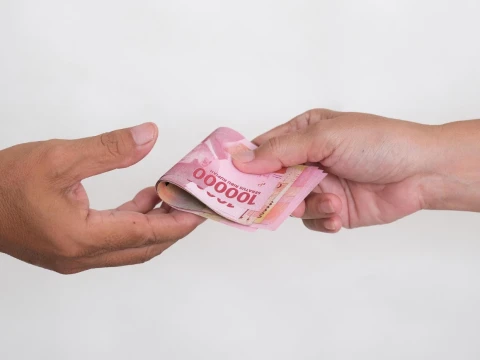 Hukum Kinerja Buruk tapi Tetap Terima Gaji, Apakah Berdosa?